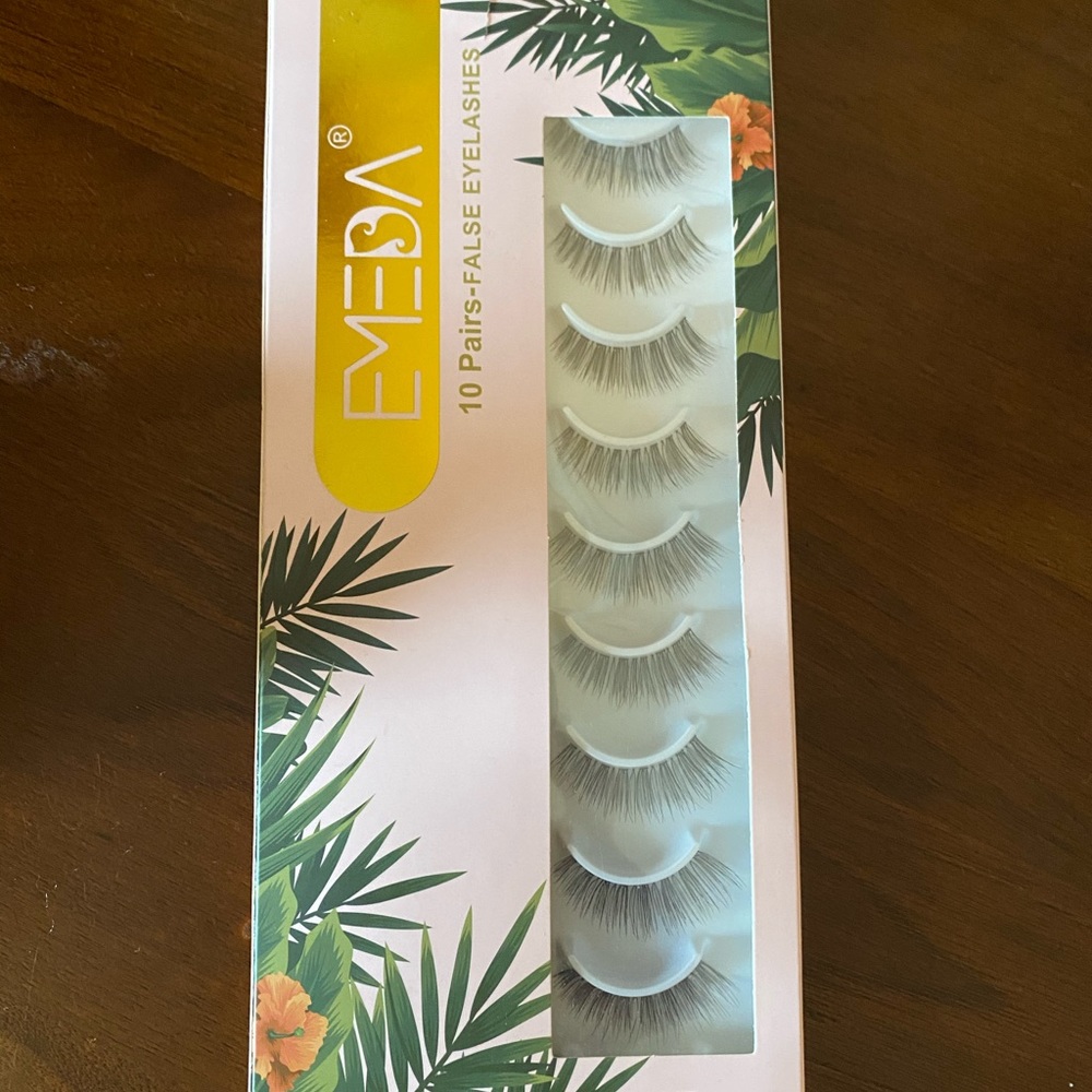 Natural false lashes-set of 10